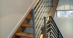 Beltéri lépcsők fa lépcsőfokkal