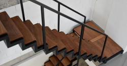 Beltéri lépcsők fa lépcsőfokkal