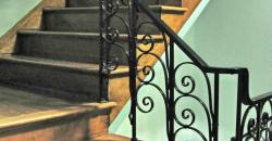 Kovácsoltvas lépcső